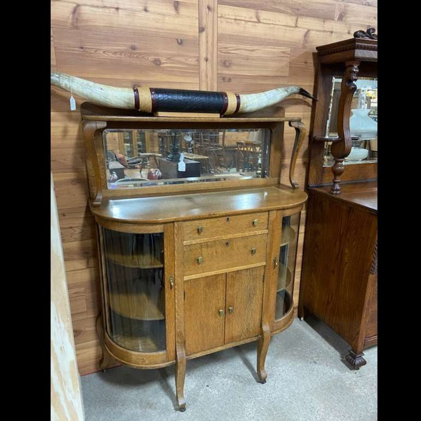 Antique Furniture Sioux Falls, SD Picker's Antique Mall